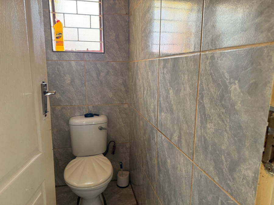 2 Bedroom Property for Sale in Mohadin North West